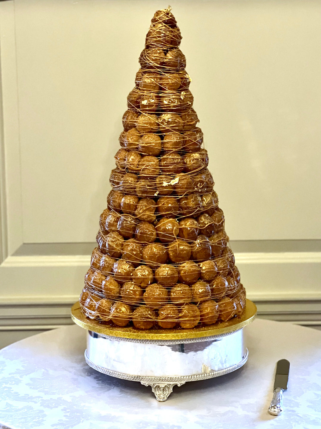 Croquembouche