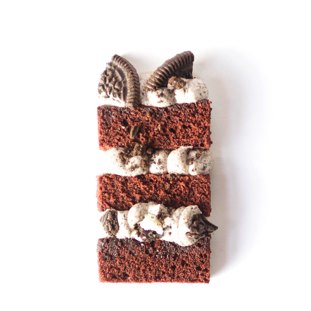 Oreo Drip Cake